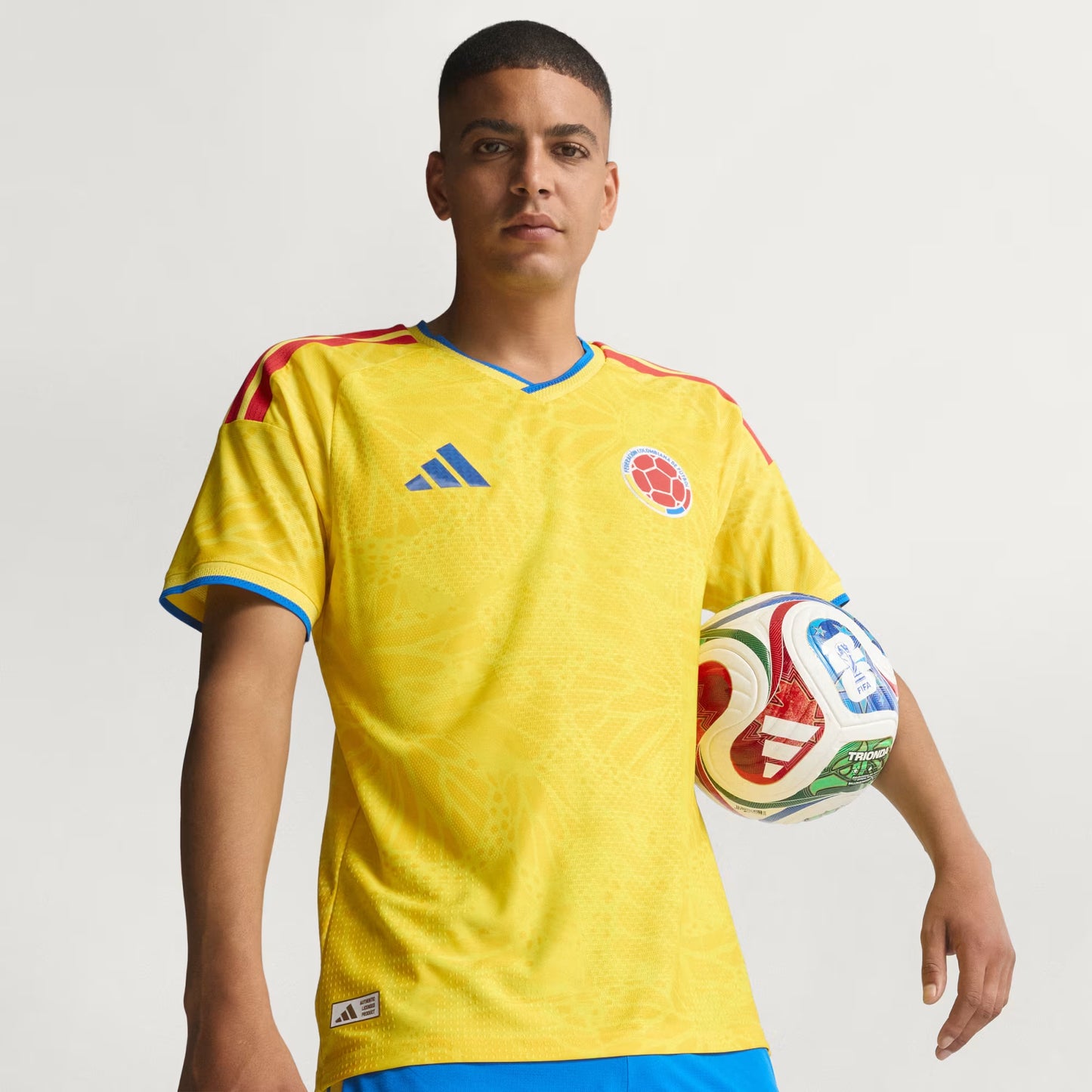 CAMISETA SELECCIÓN COLOMBIA 2026 VERSIÓN JUGADOR hombre y mujer
