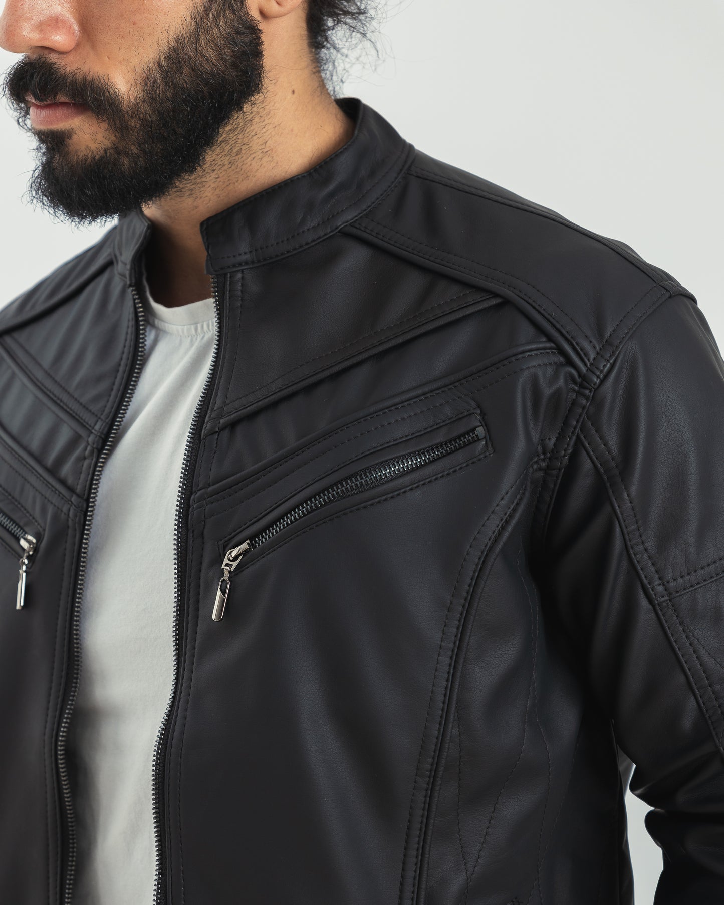 CHAQUETA PARA HOMBRE DISEÑO SESGOS COLOR NEGRO