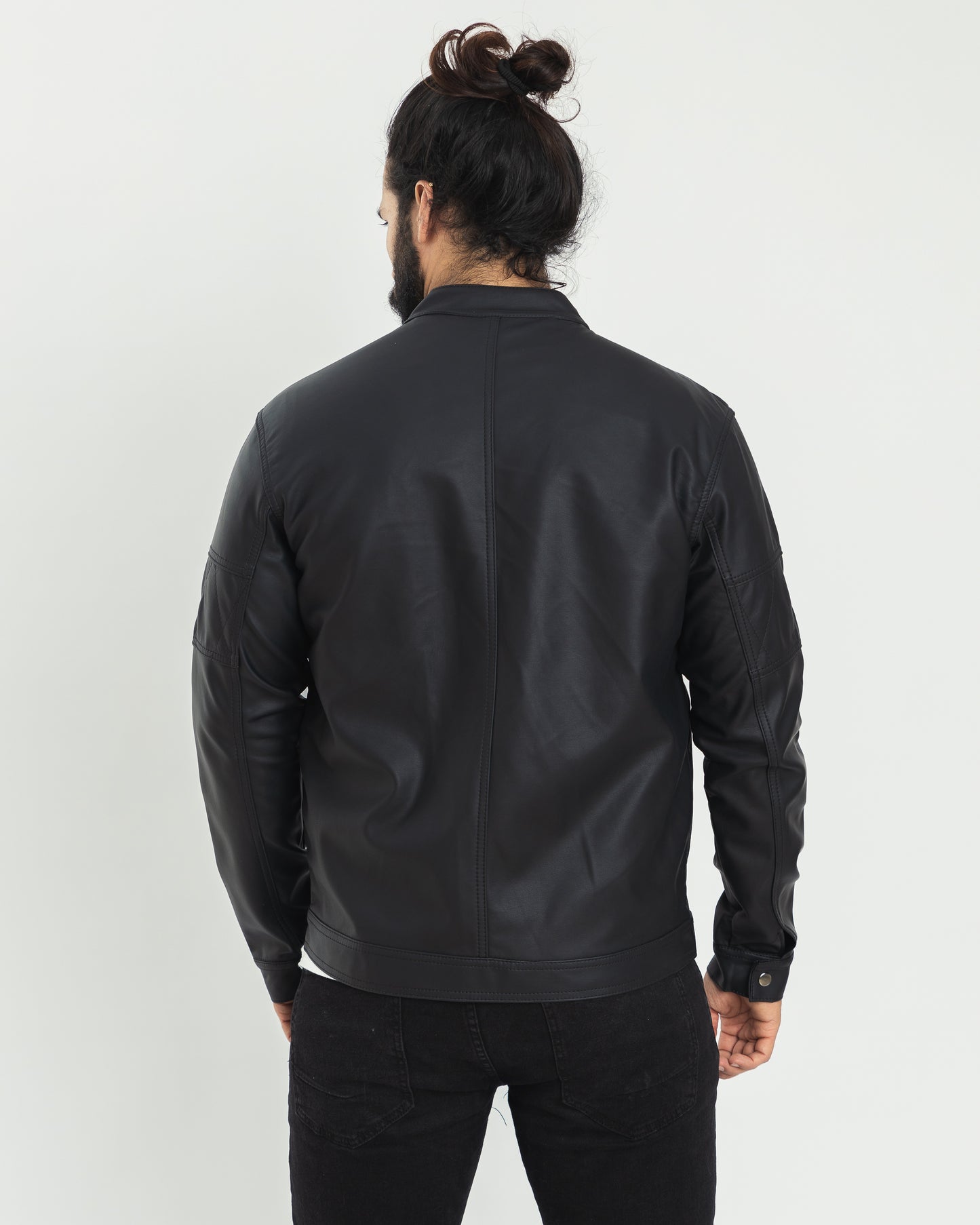 CHAQUETA PARA HOMBRE DISEÑO SESGOS COLOR NEGRO